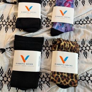Viasox Compression Socks NWT Four pair M Medium Diabetic